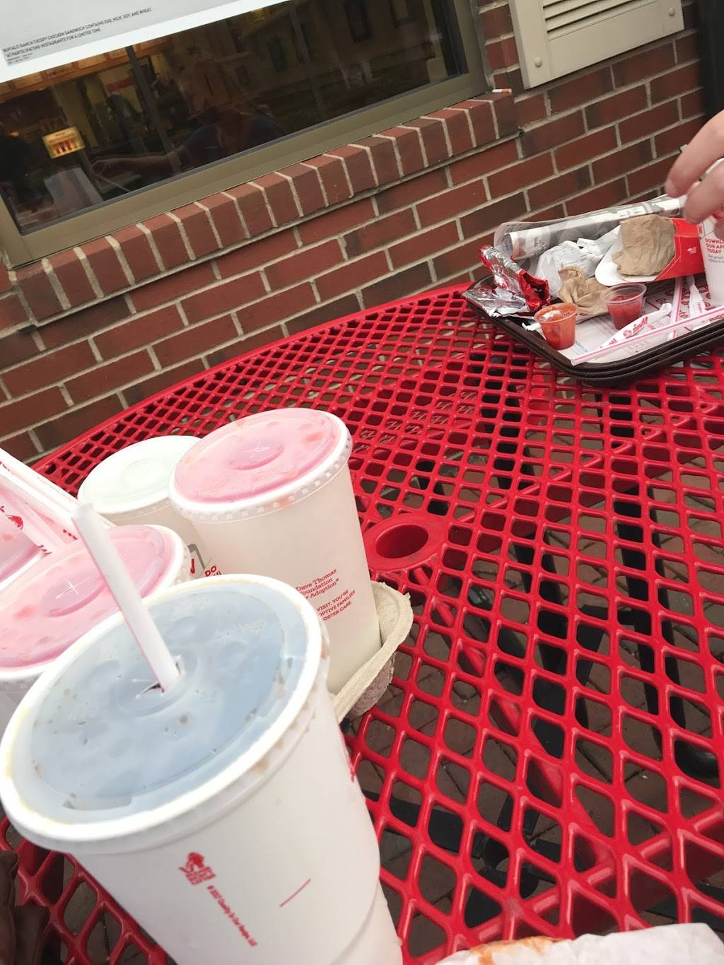 Wendys | restaurant | 13822 Village Place Dr, Midlothian, VA 23114, USA | 8047947155 OR +1 804-794-7155