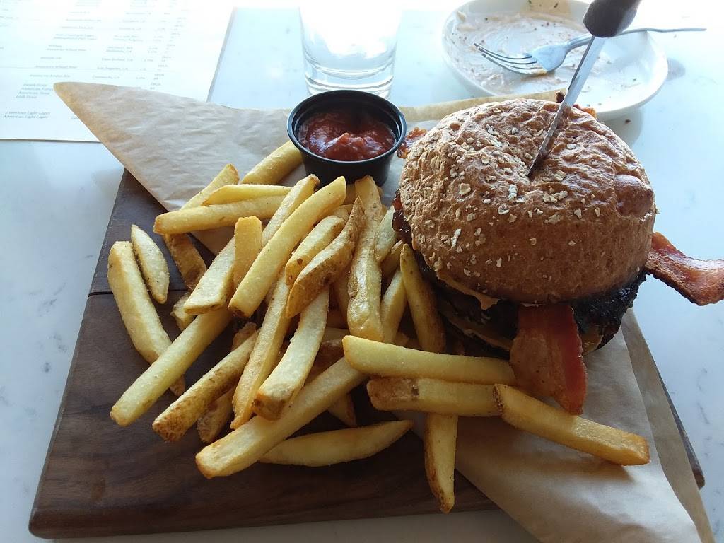 Slaters 50/50 | restaurant | 11 Pier Ave, Hermosa Beach, CA 90254, USA | 3103180180 OR +1 310-318-0180