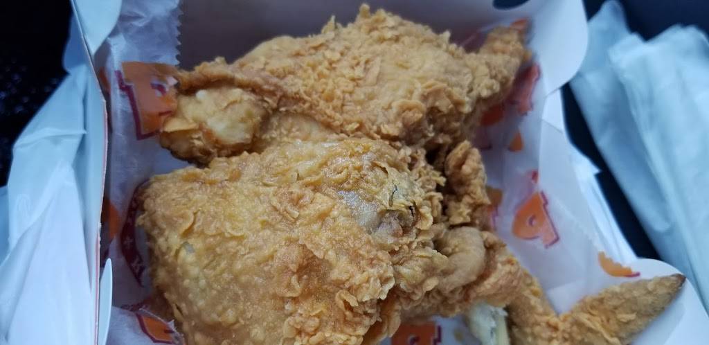 Popeyes Louisiana Kitchen | restaurant | 1833 Kings Rd, Jacksonville, FL 32209, USA | 9043534071 OR +1 904-353-4071
