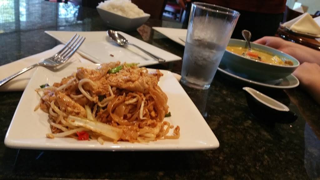 Lanna Thai Cafe | restaurant | 4786 Caughlin Pkwy #303, Reno, NV 89519, USA | 7752841080 OR +1 775-284-1080