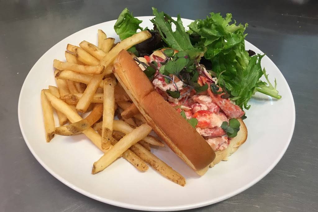 Broad Street Market Restaurant | restaurant | 4 N Broad St, Brooksville, FL 34601, USA | 3526786767 OR +1 352-678-6767