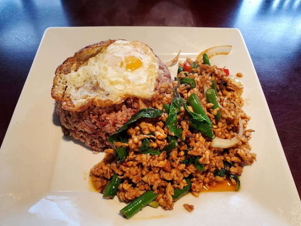 Sno Thai Restaurant | restaurant | 7713 Center Blvd SE #150, Snoqualmie, WA 98065, USA | 4253965550 OR +1 425-396-5550