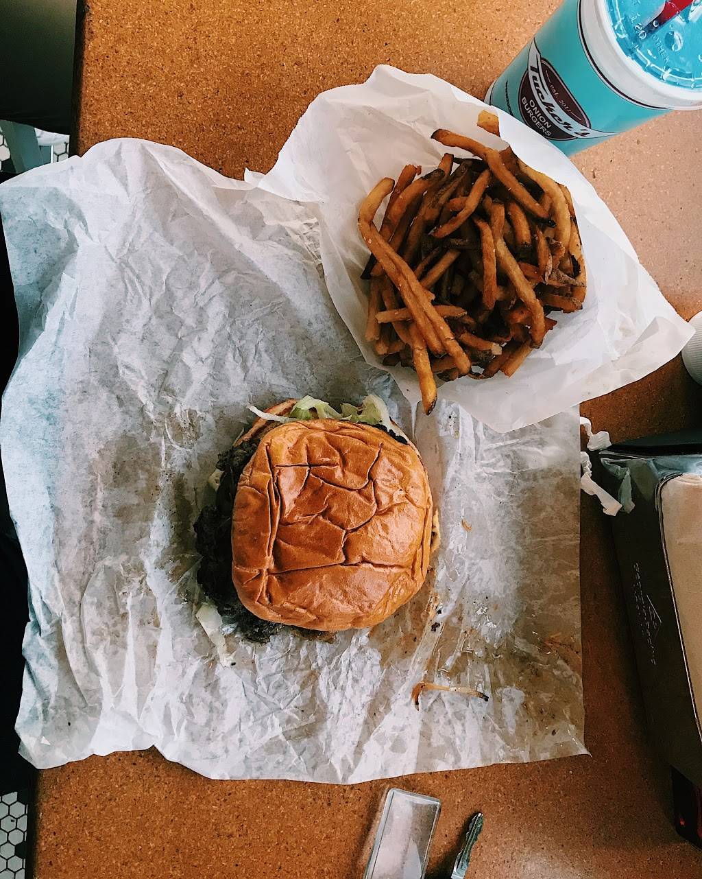Tuckers Onion Burgers | restaurant | 324 NW 23rd St, Oklahoma City, OK 73118, USA | 4056092333 OR +1 405-609-2333