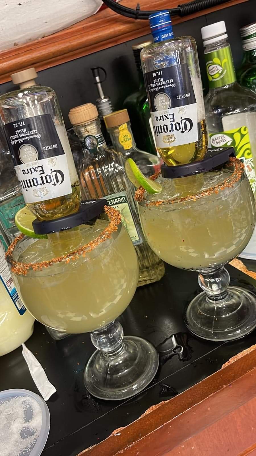 Mariscos El Calentano | restaurant | 502 S D St, Perris, CA 92570, USA | 9513490161 OR +1 951-349-0161