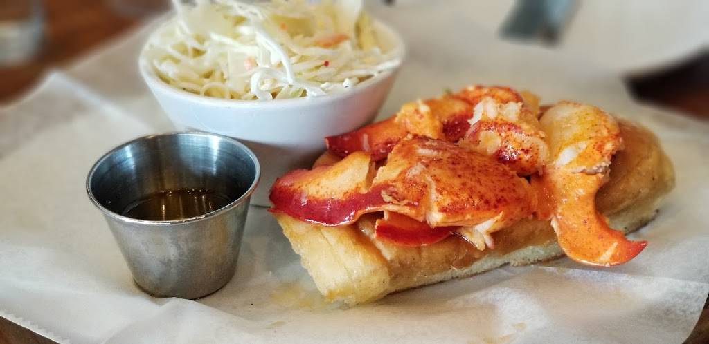 Boothbay Lobster Company | restaurant | 14 Harbor Point Rd, Stamford, CT 06902, USA | 2038709565 OR +1 203-870-9565
