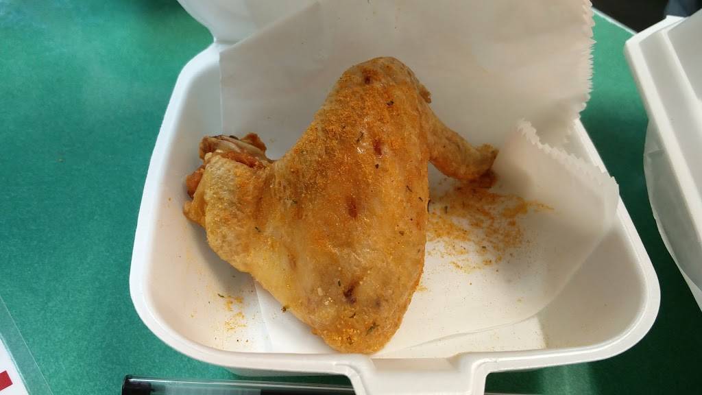 Rozays Wingz | restaurant | 2627 E 11th St, Tulsa, OK 74104, USA | 9185924140 OR +1 918-592-4140