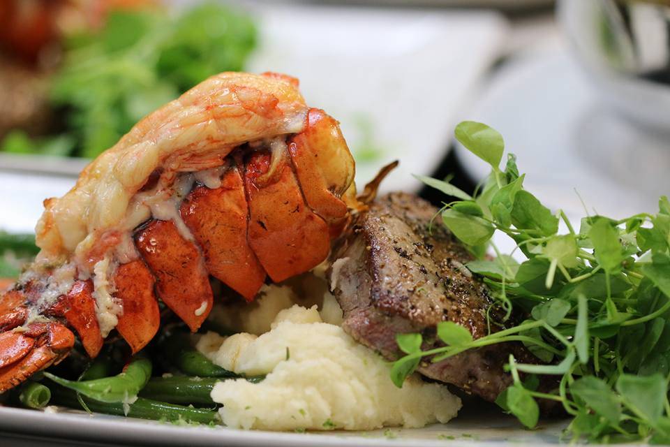 Big Fin Seafood Kitchen | restaurant | 8046 Via Dellagio Way Dellagio, Orlando, FL 32819, USA | 4076158888 OR +1 407-615-8888