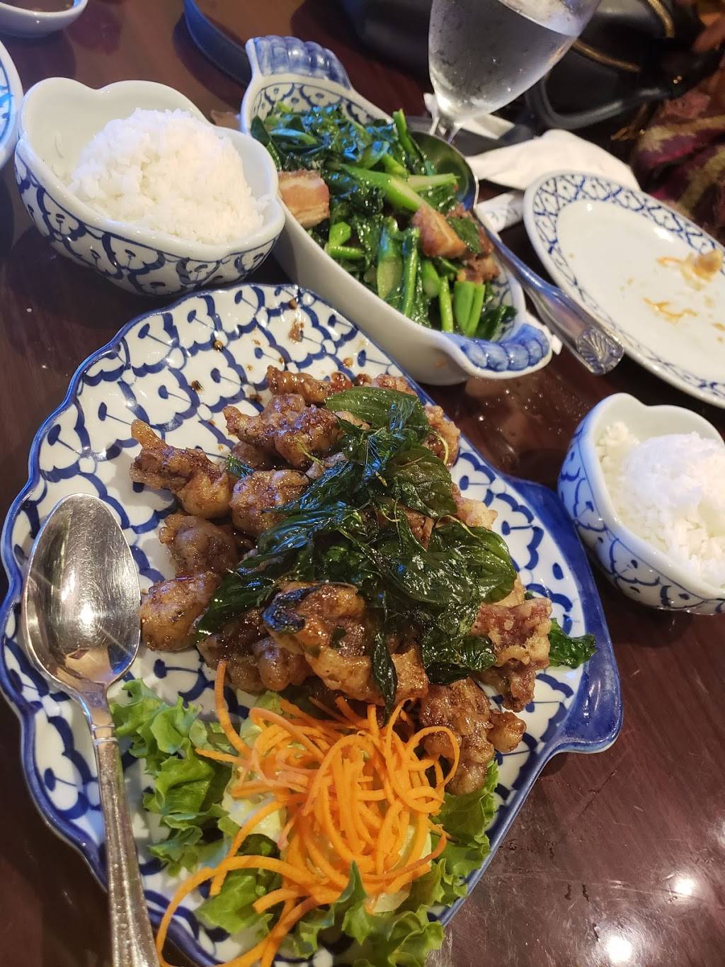 Bangkok Golden | restaurant | 9503 Livingston Rd, Fort Washington, MD 20744, USA | 3012488810 OR +1 301-248-8810