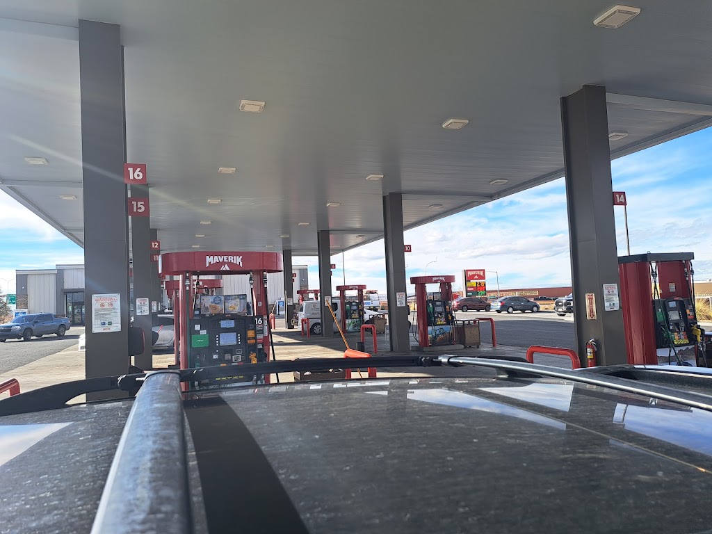 Maverik Adventures First Stop | restaurant | 3737 Princeton Dr NE, Albuquerque, NM 87107, USA | 5058810696 OR +1 505-881-0696