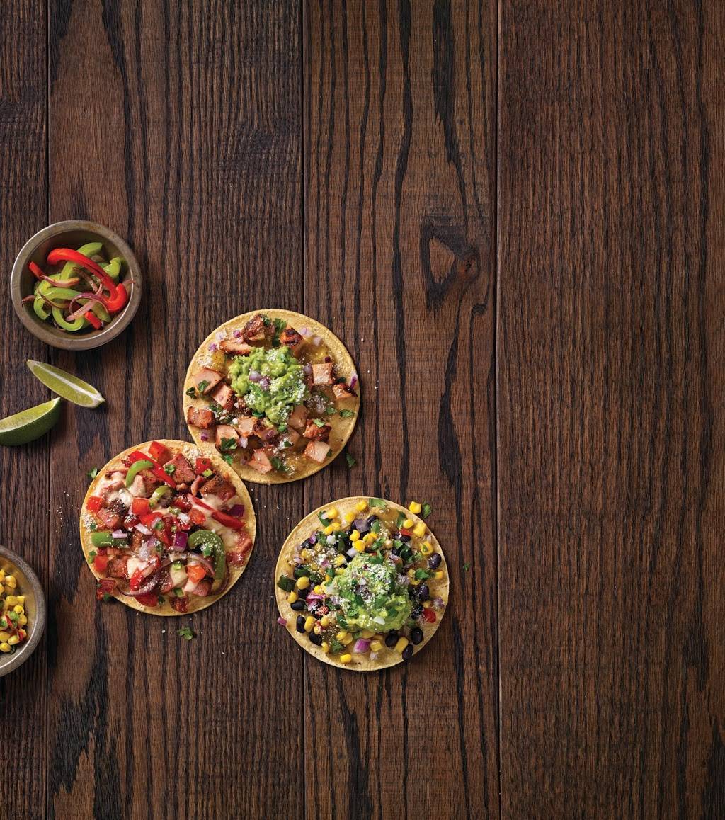 QDOBA Mexican Eats | restaurant | 400 Commons Way, Bridgewater Township, NJ 08807, United States | 9088425887 OR +1 908-842-5887