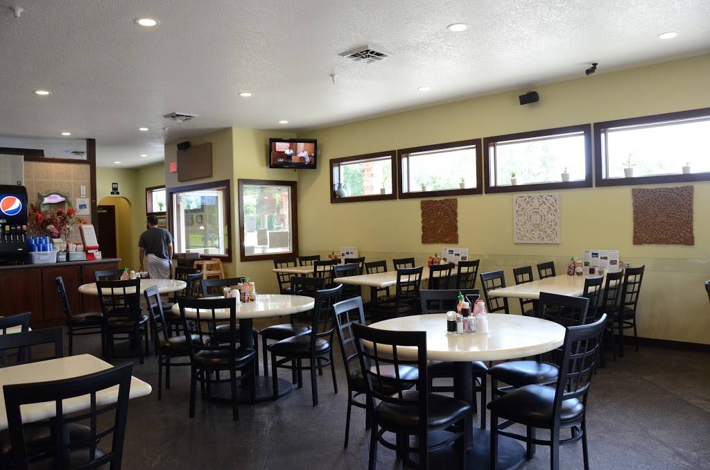 Yacky Shack | restaurant | 163 Colorado St, Muscatine, IA 52761, USA | 5632648007 OR +1 563-264-8007