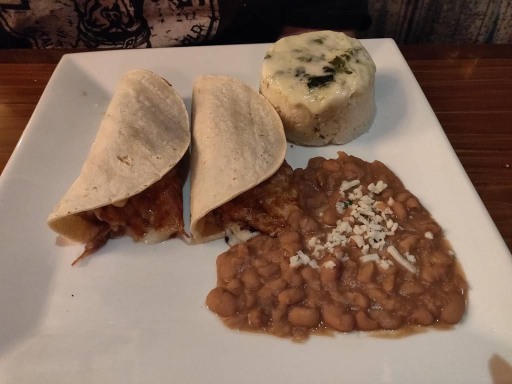 Leticias Cocina & Cantina | restaurant | 4949 N Rancho Dr, Las Vegas, NV 89130, USA | 7026584900 OR +1 702-658-4900