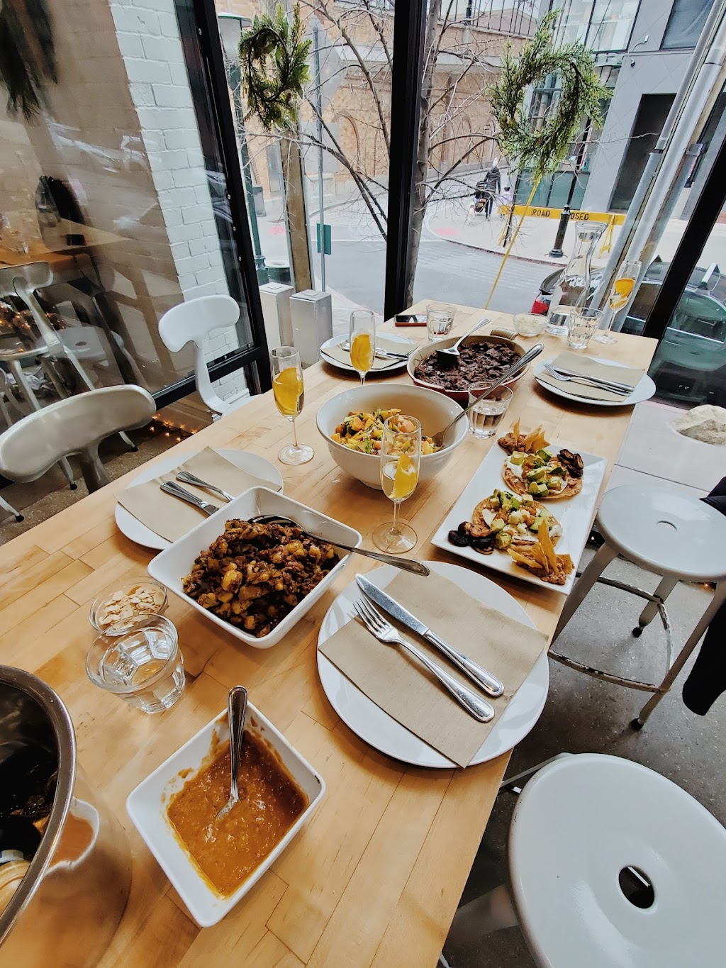 Hudson Table Hoboken | restaurant | 1403 Clinton St, Hoboken, NJ 07030, USA | 2014200707 OR +1 201-420-0707