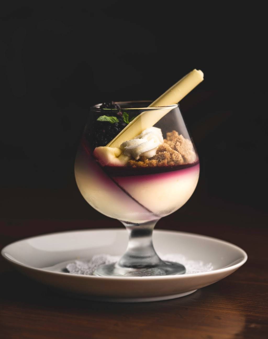 Bistro Perrier | restaurant | 4207 Walnut St, Philadelphia, PA 19104, USA | 2152224200 OR +1 215-222-4200