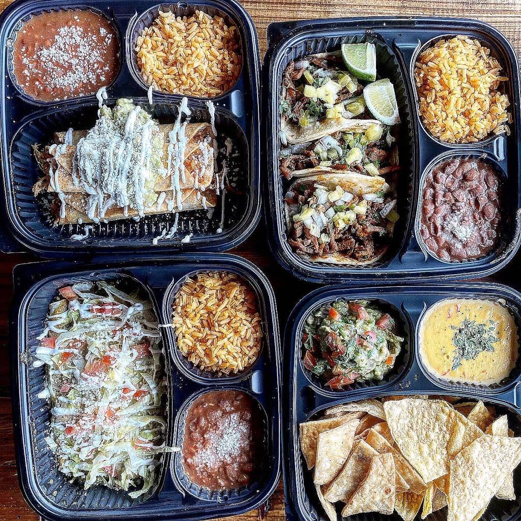 El Chicano Mexican Bistro | restaurant | 120 Olson Dr Suite 101, Papillion, NE 68046, USA | 4025053681 OR +1 402-505-3681