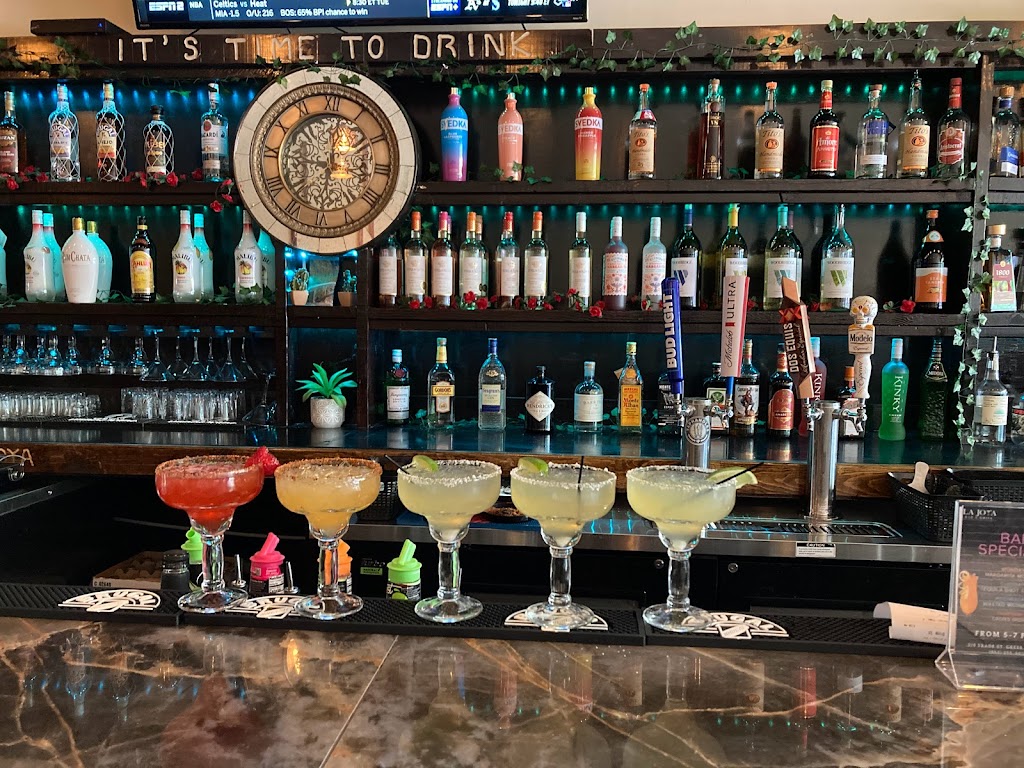 La Joya Bar & Grill | restaurant | 219 Trade St, Greer, SC 29651, USA | 8646555032 OR +1 864-655-5032