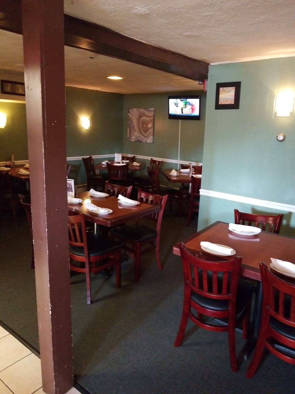 Massimos Ristorante | restaurant | 19 Centre St, Wakefield, MA 01880, USA | 7815871757 OR +1 781-587-1757