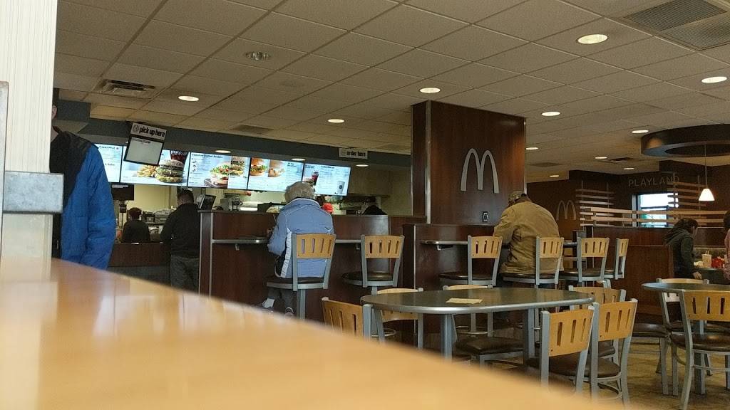 McDonalds | cafe | 895 S Kuner Rd, Brighton, CO 80601, USA | 3036596602 OR +1 303-659-6602