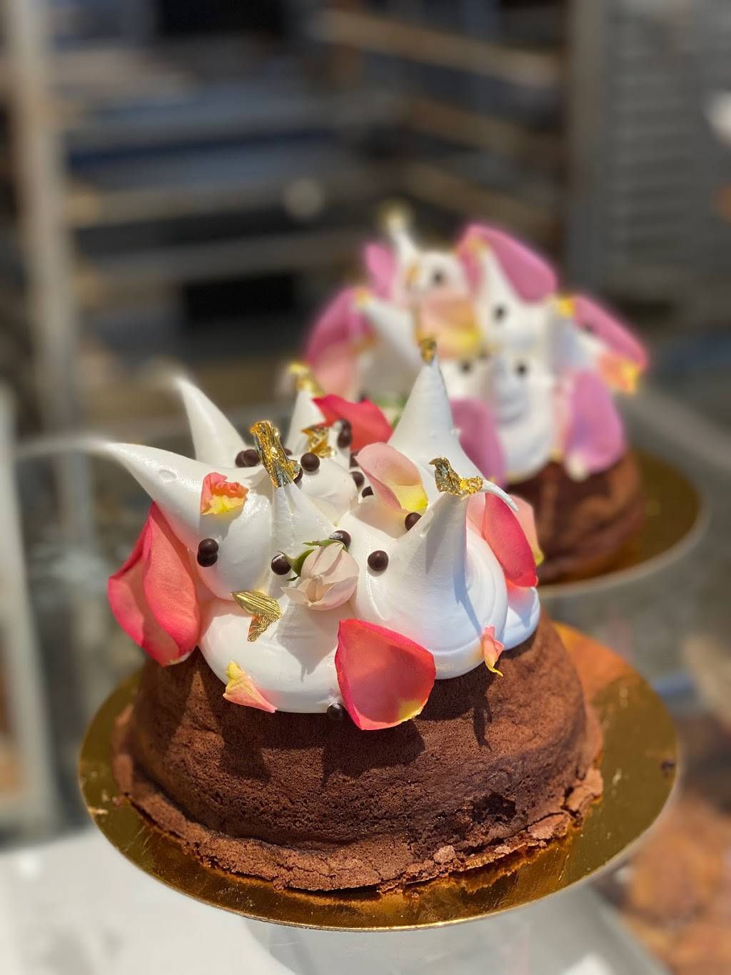 Carissas the Bakery | restaurant | 221 Pantigo Rd, East Hampton, NY 11937, USA | 6316045911 OR +1 631-604-5911