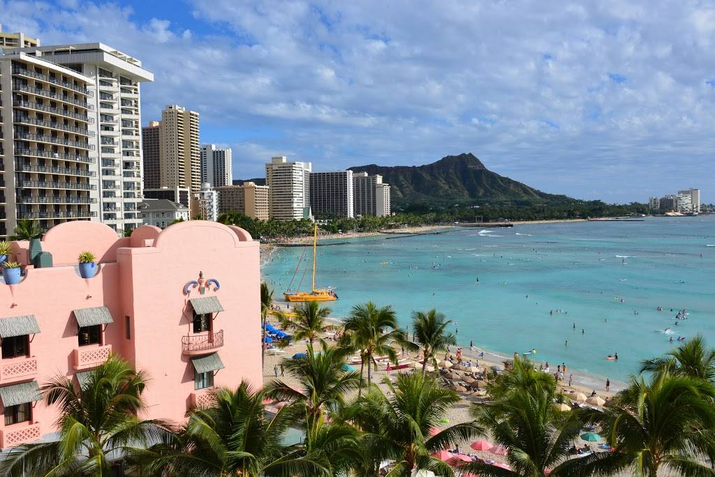 Ahaaina Luau | restaurant | 2259 Kalakaua Ave, Honolulu, HI 96815, USA | 8089237311 OR +1 808-923-7311