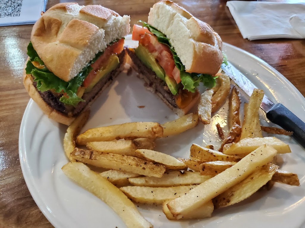 Wild Roadrunner Restaurant | restaurant | 2440 Adobe Rd #114, Bullhead City, AZ 86442, USA | 9287041276 OR +1 928-704-1276