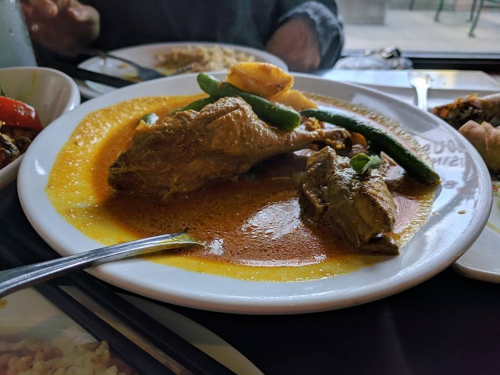 Phnom Penh House | restaurant | 1514 Webster St, Alameda, CA 94501, USA | 5108933825 OR +1 510-893-3825