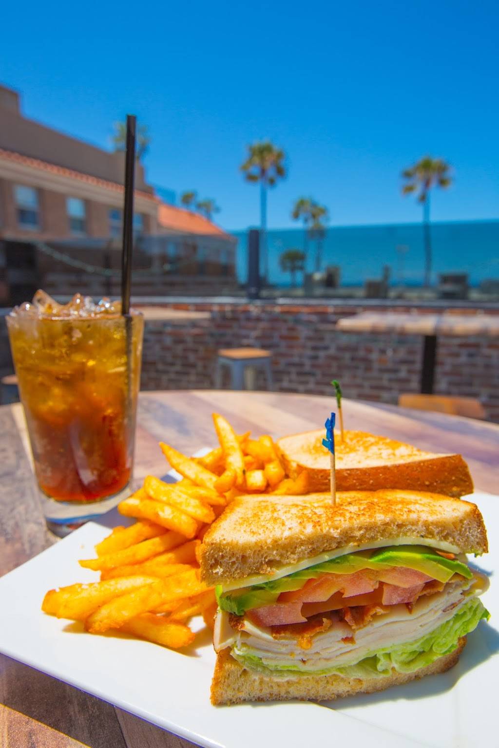 Blue Beet, The | restaurant | 107 21st Pl, Newport Beach, CA 92663, USA | 9496752338 OR +1 949-675-2338