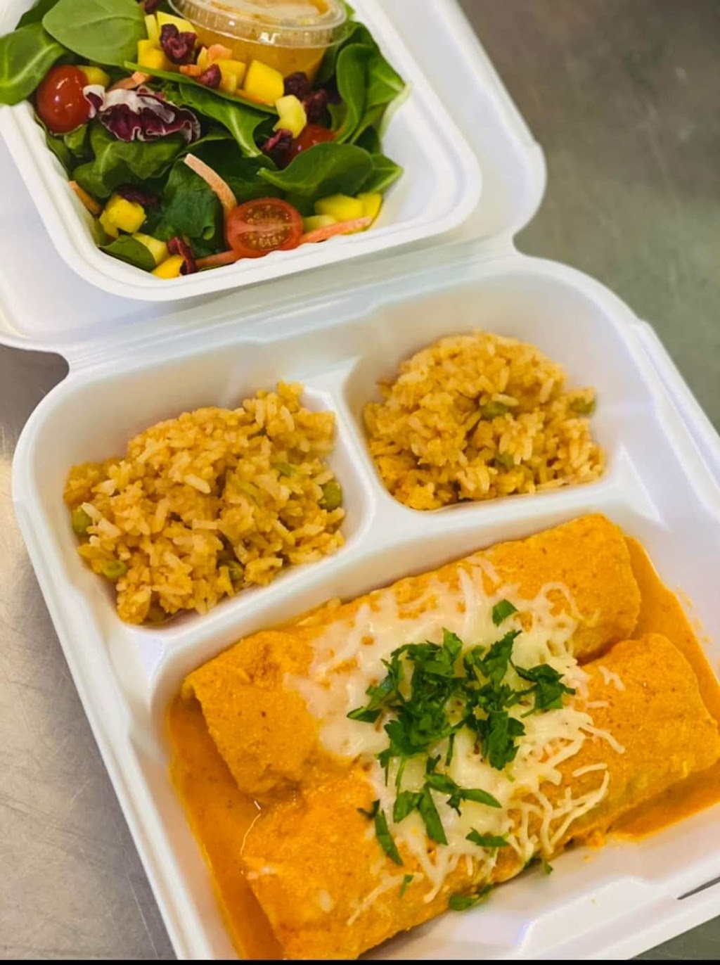 Sazón Latino & Catering | restaurant | 1417 San Andres St, Santa Barbara, CA 93101, USA | 8058696228 OR +1 805-869-6228