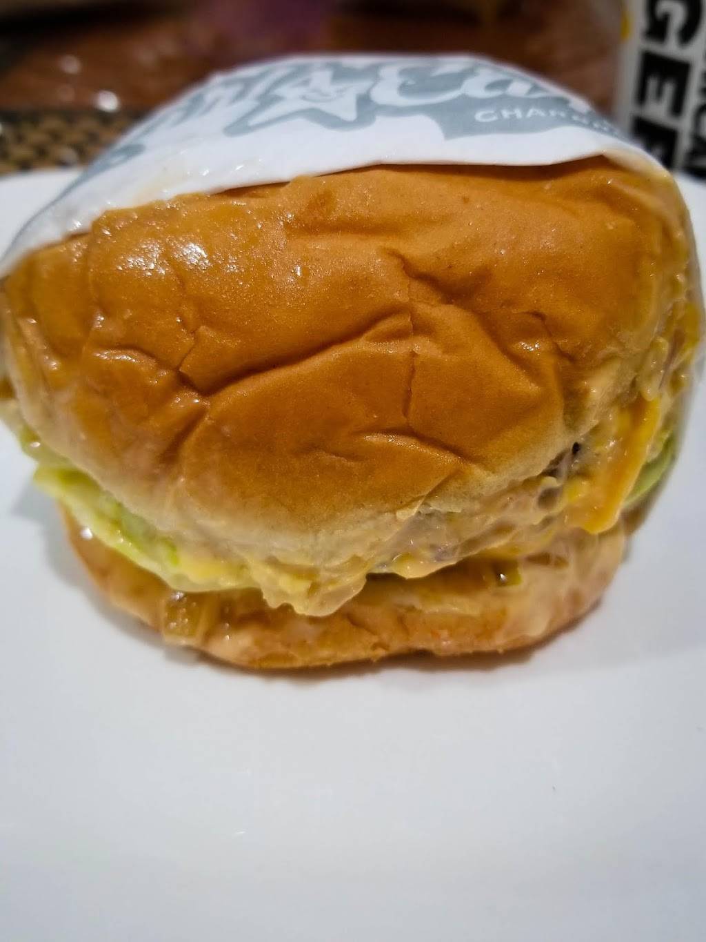 Carls Jr. / Green Burrito | restaurant | 1625 E 4th St, Ontario, CA 91764, USA | 9099840949 OR +1 909-984-0949