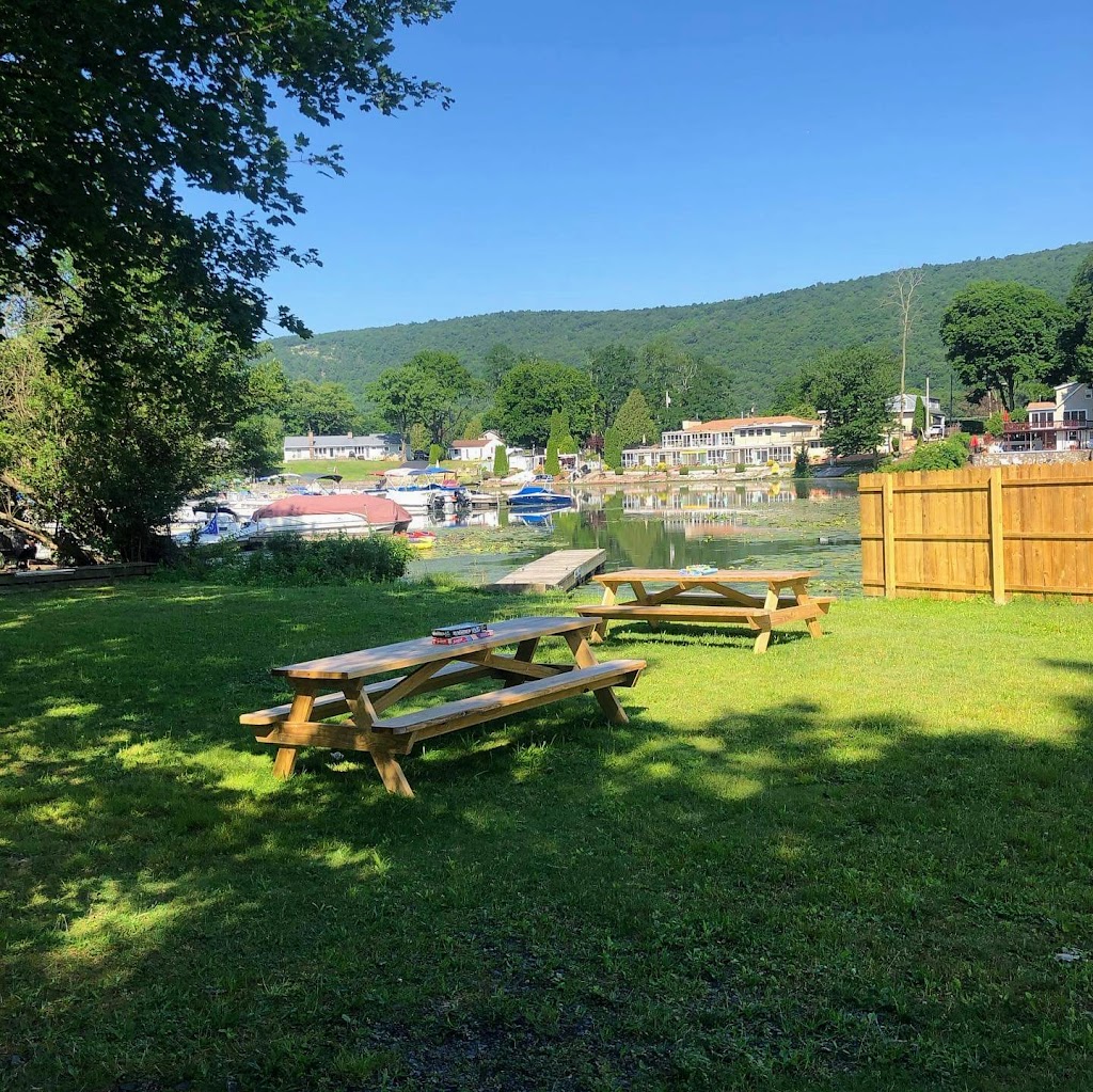 Minturn Bridge Food Truck Park | restaurant | 1155 NY-17A Suite 1, Greenwood Lake, NY 10925, USA | 8455024996 OR +1 845-502-4996