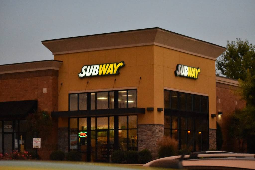 Subway Restaurants | restaurant | 2933 Medical Center Pkwy Suite G, Murfreesboro, TN 37129, USA | 6158950484 OR +1 615-895-0484