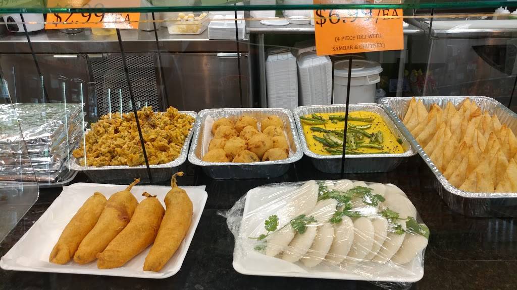 Ranis World Foods | restaurant | 16711 Hollister St, Houston, TX 77066, USA | 2814408080 OR +1 281-440-8080