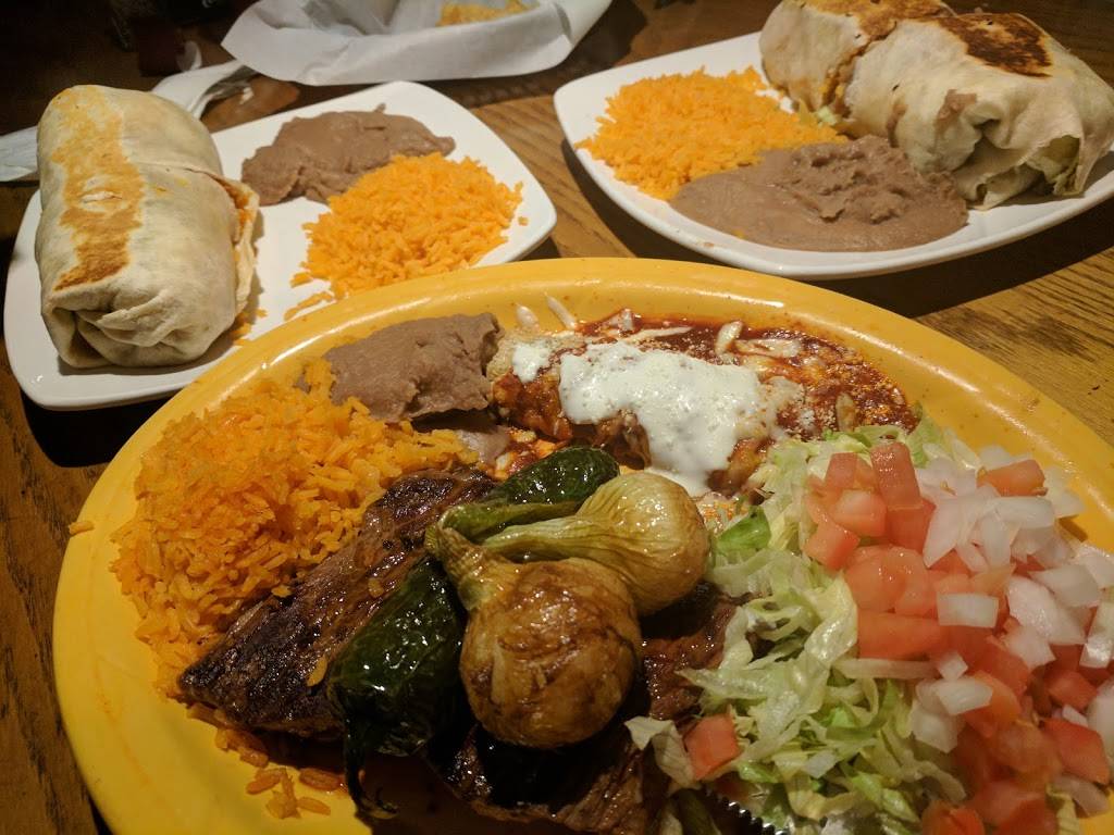 La Placita 2 | restaurant | 228 S State St, Marengo, IL 60152, USA | 8155962121 OR +1 815-596-2121