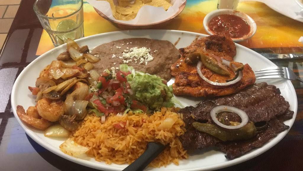 Brisas del Mar | restaurant | 6643 Darter Ct, Fort Pierce, FL 34945, USA | 7723023865 OR +1 772-302-3865