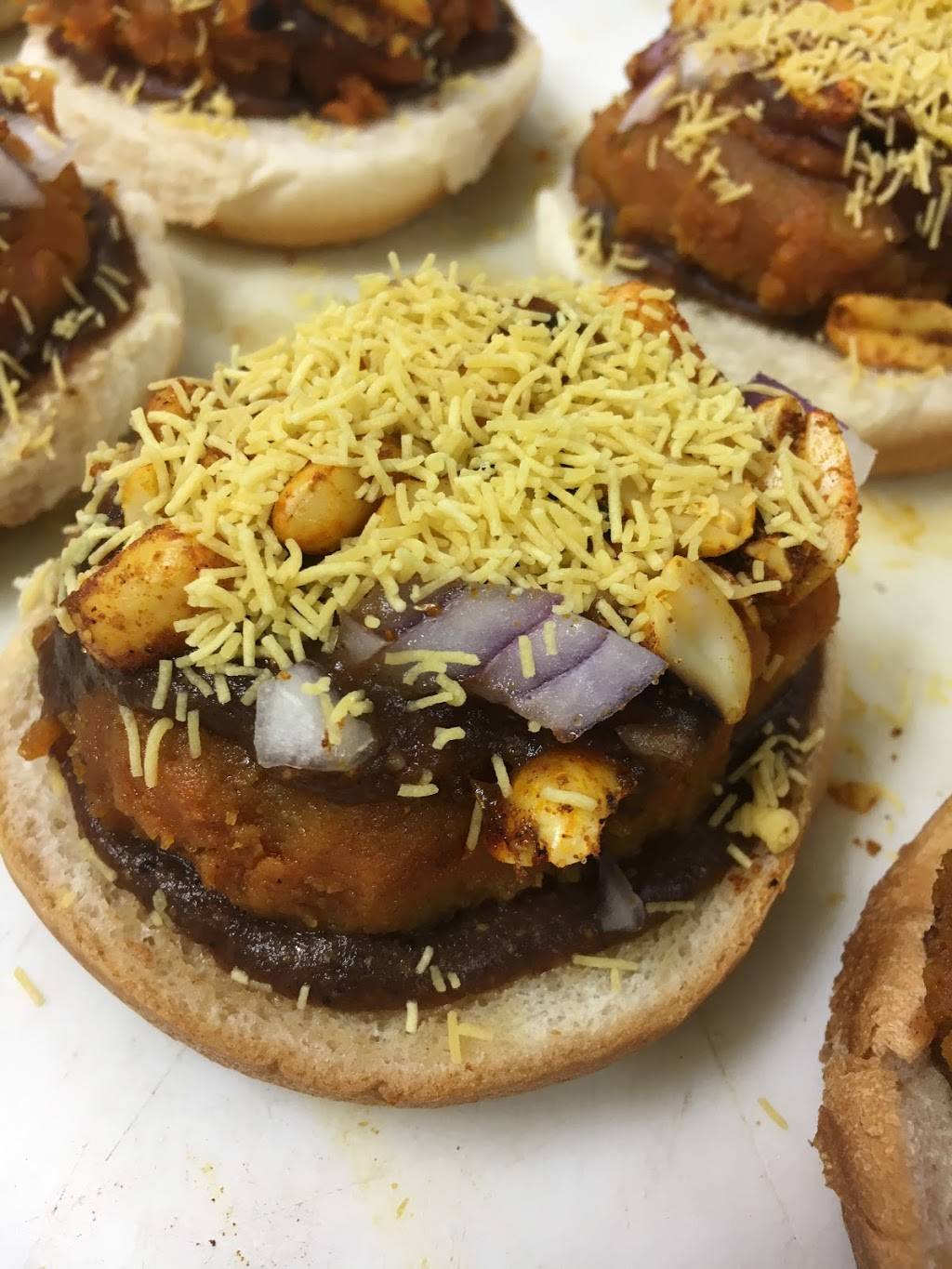 Kirtida Kitchen | meal takeaway | 265 Eramosa Rd, Guelph, ON N1E 2M7, Canada | 5197660055 OR +1 519-766-0055