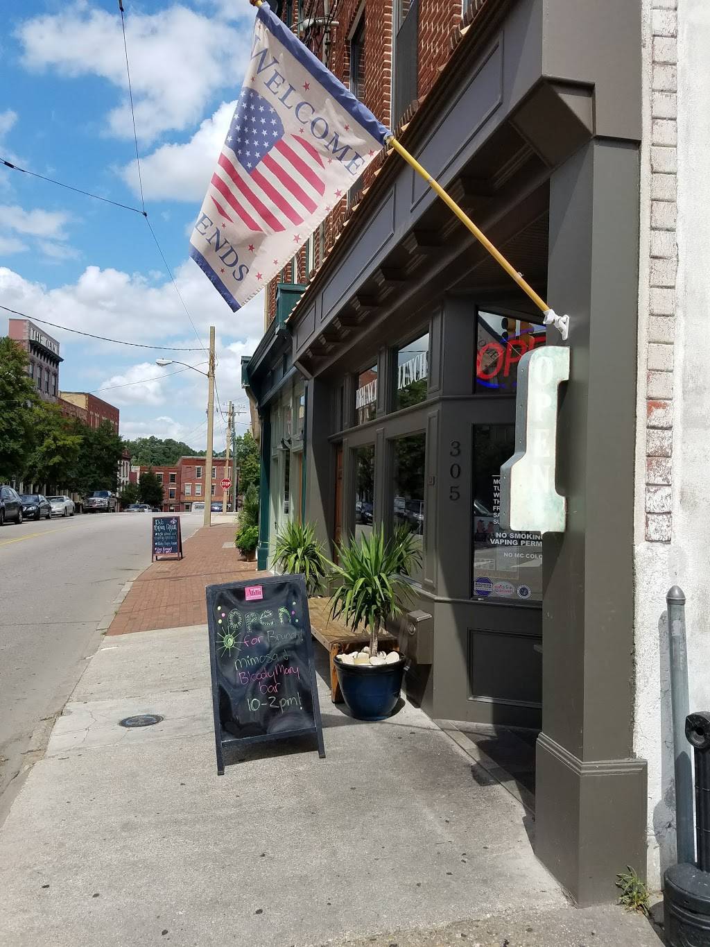 Old Townes Alibi | restaurant | 305 N Sycamore St, Petersburg, VA 23803, USA | 8044793566 OR +1 804-479-3566