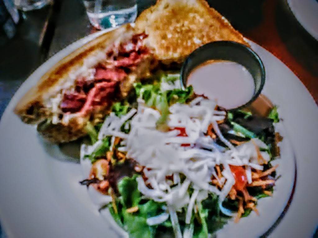 John D. McGurks Irish Pub and Garden | restaurant | 1200 Russell Blvd, St. Louis, MO 63104, USA | 3147768309 OR +1 314-776-8309