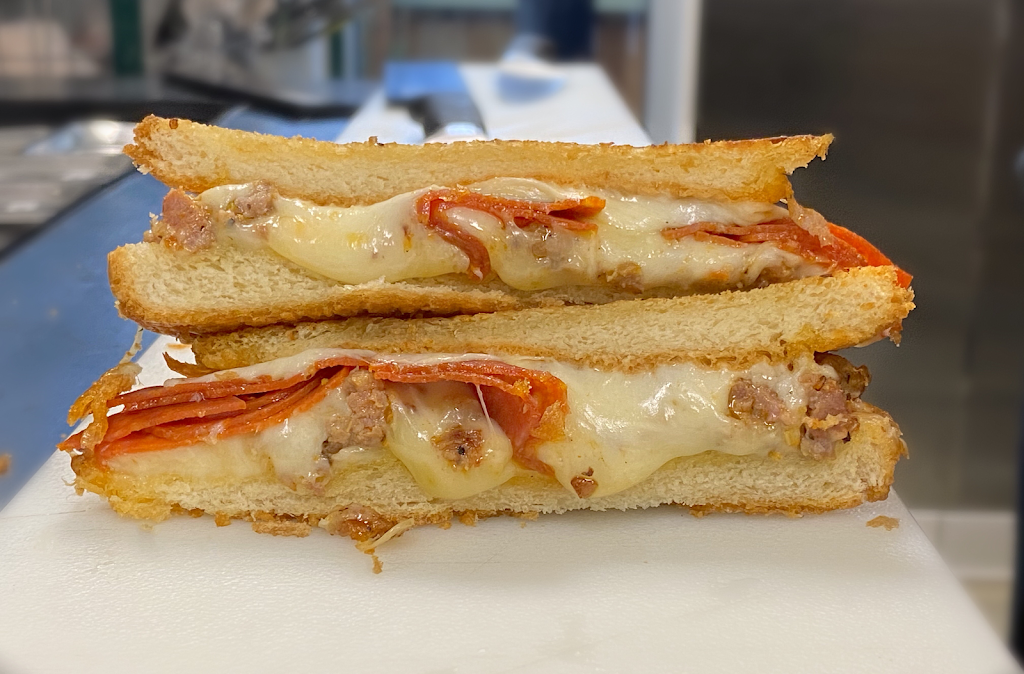 Munchie - Mobile Grilled Cheese and More | restaurant | 5832 Fairdale Ln, Houston, TX 77057, USA | 8328594005 OR +1 832-859-4005