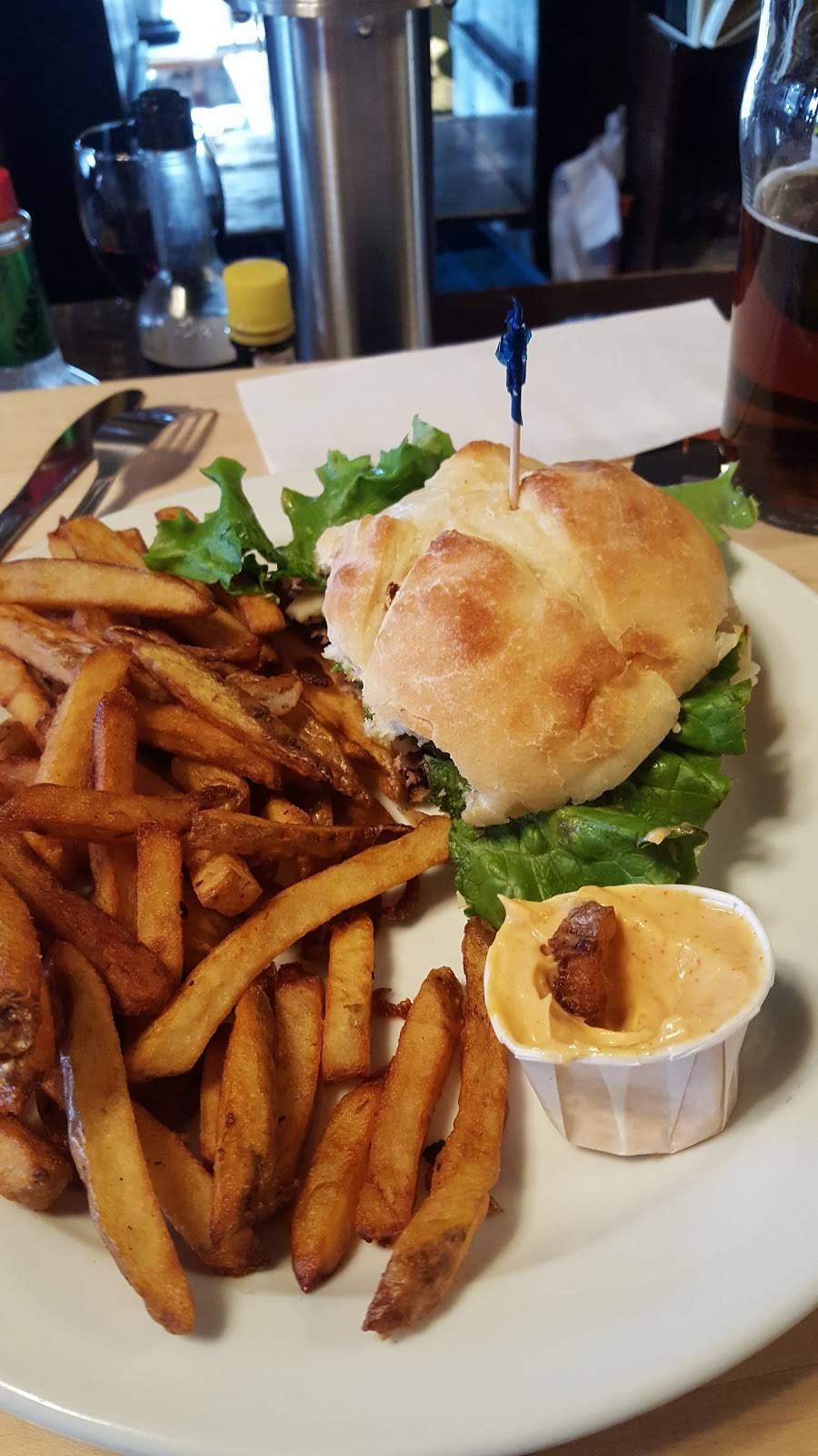 Le Foubrac | restaurant | 47 Boulevard Montclair, Gatineau, QC J8Y 2E8, Canada | 8192055400 OR +1 819-205-5400