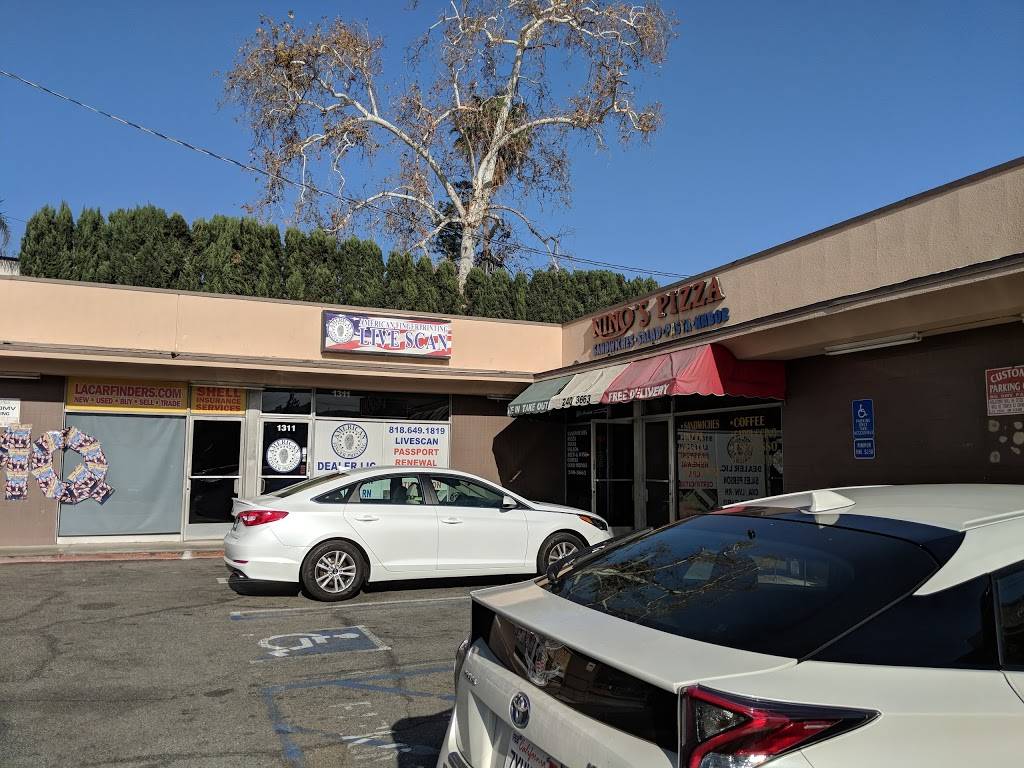 Ninos Pizza Restaurant | restaurant | 1309 W Glenoaks Blvd, Glendale, CA 91201, USA | 8182403663 OR +1 818-240-3663