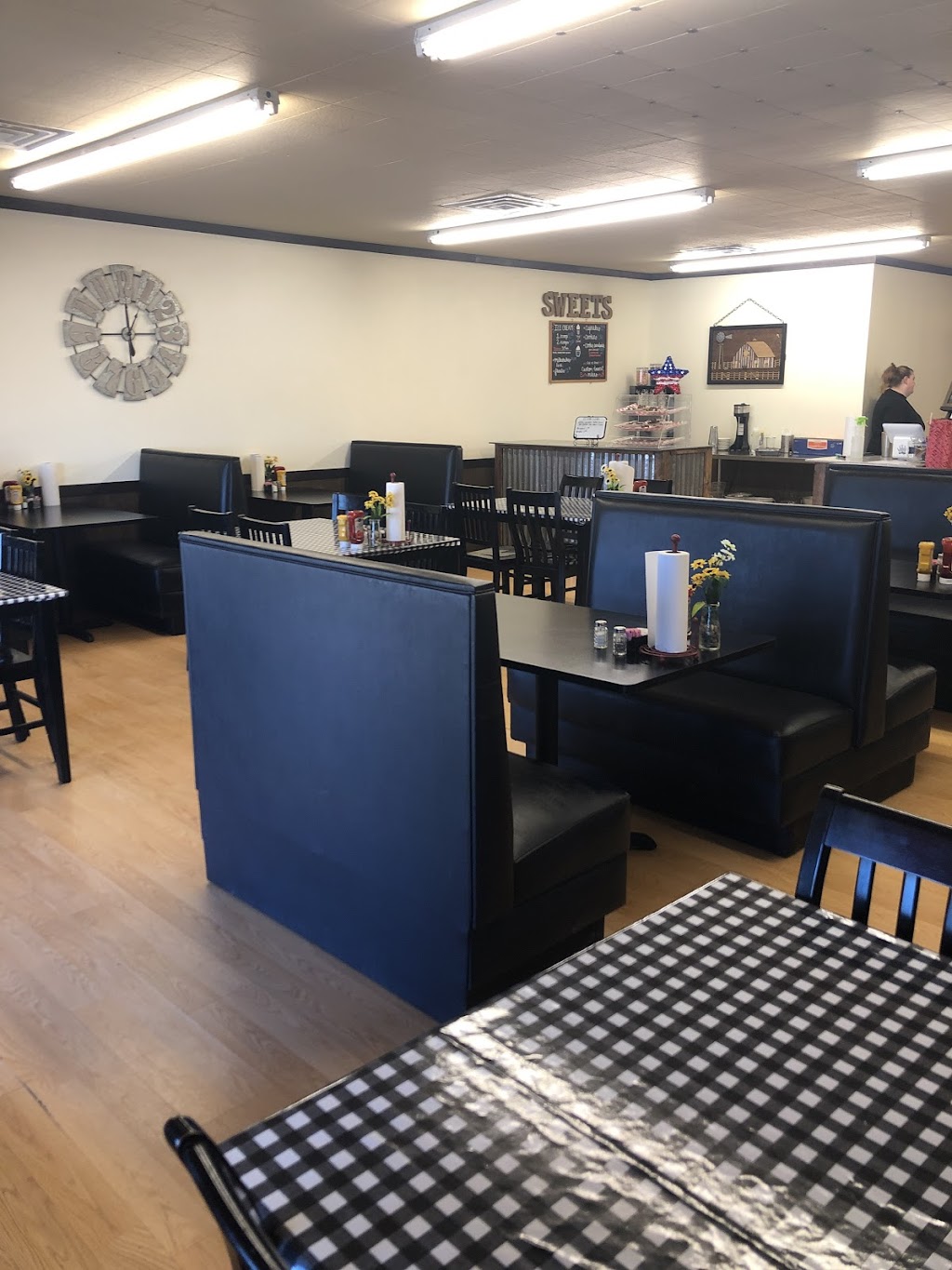 The Farmer’s Kitchen | restaurant | 1009 4th St, Hartley, TX 79044, USA | 8062682515 OR +1 806-268-2515