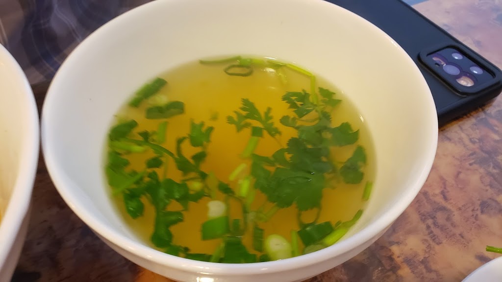 Leung Noodle | restaurant | 3005 Silver Creek Rd STE 130, San Jose, CA 95121, USA | 4087847343 OR +1 408-784-7343