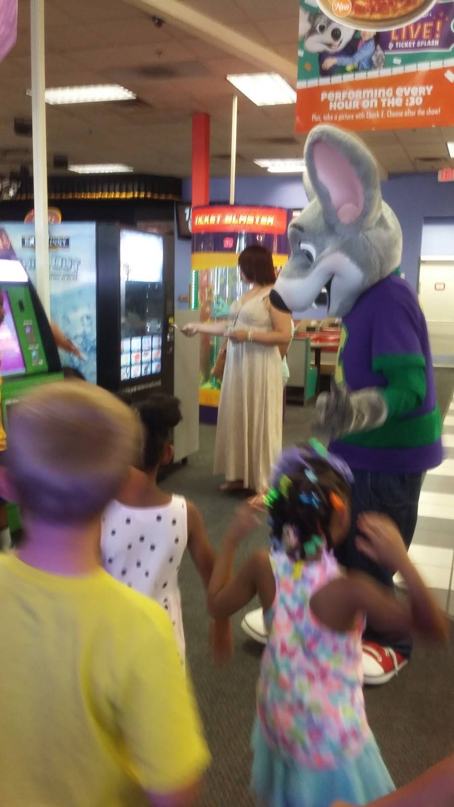 Chuck E. Cheese | restaurant | 8000 Plaza Blvd J, Mentor, OH 44060, USA | 4402050446 OR +1 440-205-0446