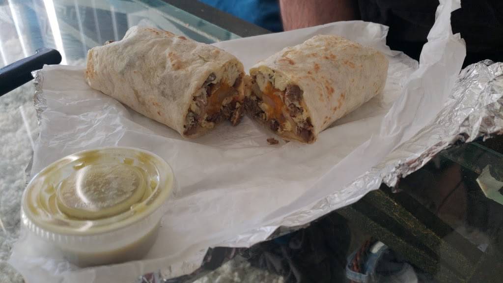 Taco Grande | restaurant | 397 E Southwest Pkwy, Lewisville, TX 75067, USA | 9722216971 OR +1 972-221-6971