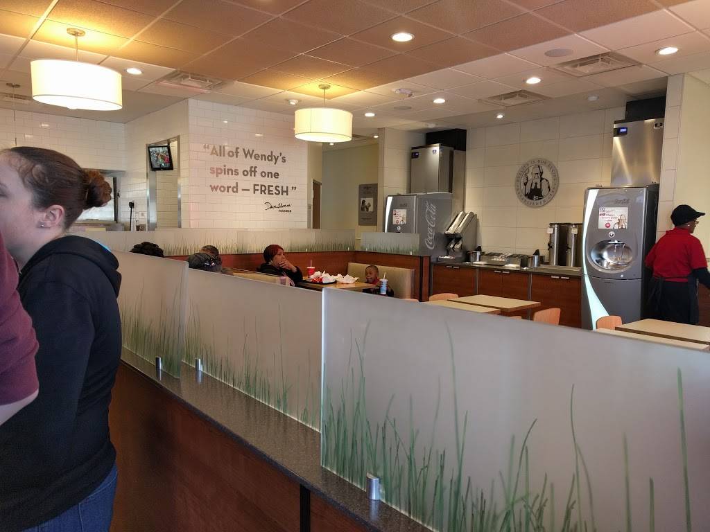 Wendys | restaurant | 5113 W Mercury Blvd, Newport News, VA 23605, USA | 7578263750 OR +1 757-826-3750