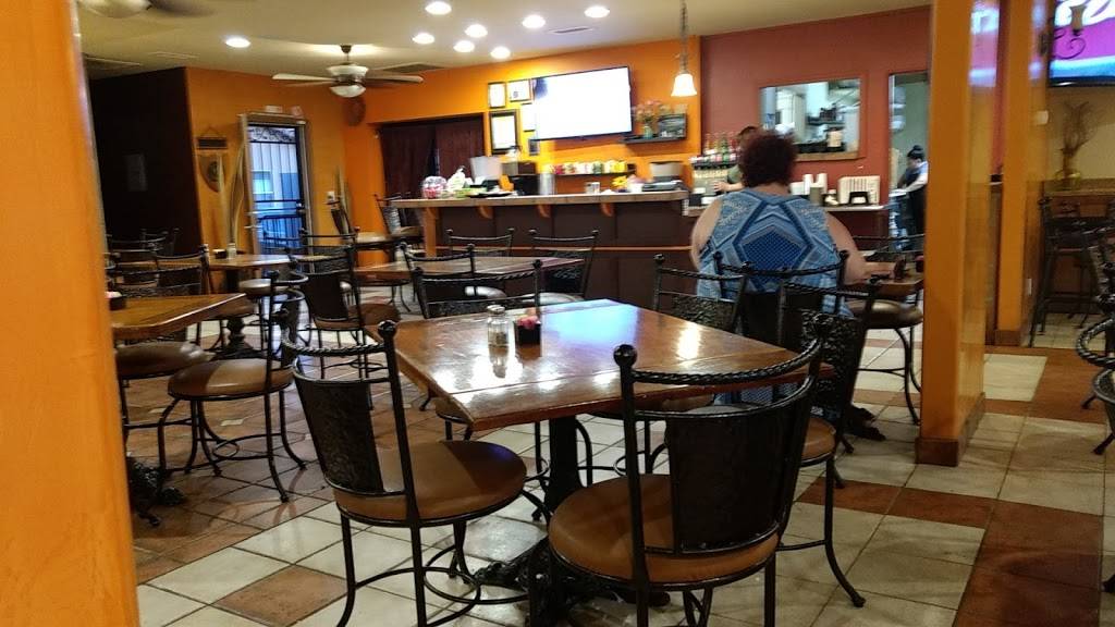 Me & Marthas Express | restaurant | 505 E Tulare St, Dinuba, CA 93618, USA | 5595912298 OR +1 559-591-2298