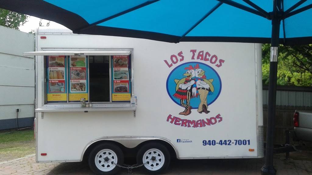 Los Tacos Hermanos | restaurant | 2803 Fort Worth Dr, Denton, TX 76205, USA | 9404427001 OR +1 940-442-7001