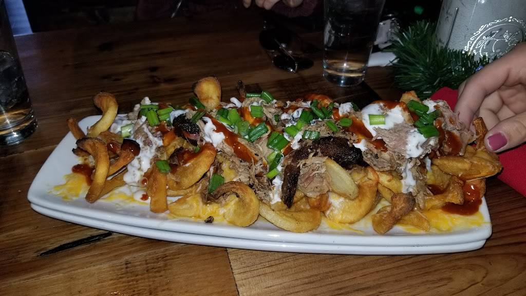 David Alan Alans Smokehouse & Saloon | restaurant | 325 Bay View Road, Suite d/e, Mukwonago, WI 53149, USA | 2623633227 OR +1 262-363-3227