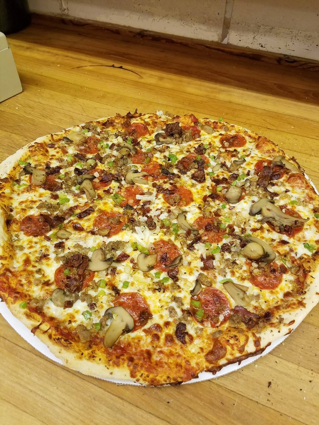 Palanzas Family Dining | restaurant | 2437 Washington Rd, Washington, IL 61571, USA | 3096942361 OR +1 309-694-2361