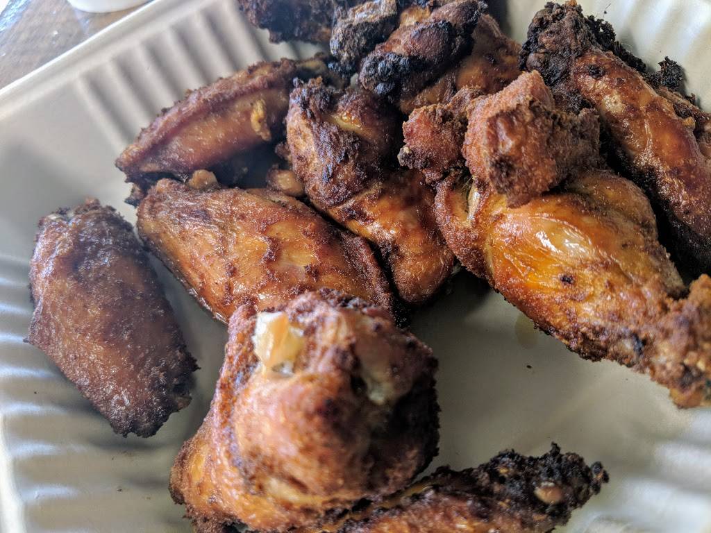 Louies Hot Chicken & Barbecue | restaurant | 4222 Poplar Level Rd, Louisville, KY 40213, USA | 5027094274 OR +1 502-709-4274